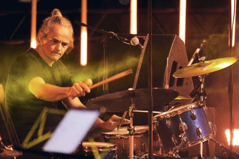 Benedikt BÃ¼rgin an den Drums
