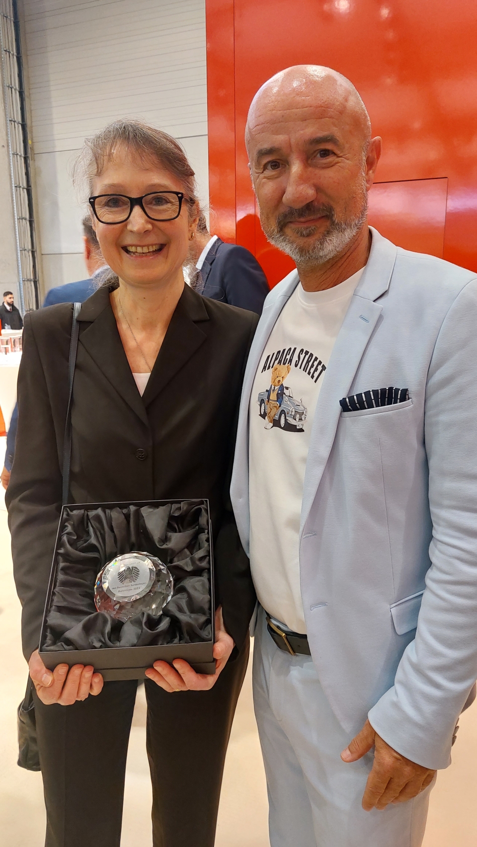 Dr. Kathrin Bürglen, Leiterin Fahrtziel Natur mit Hansjörg Mair, Geschäftsführer Schwarzwald Tourismus GmbH