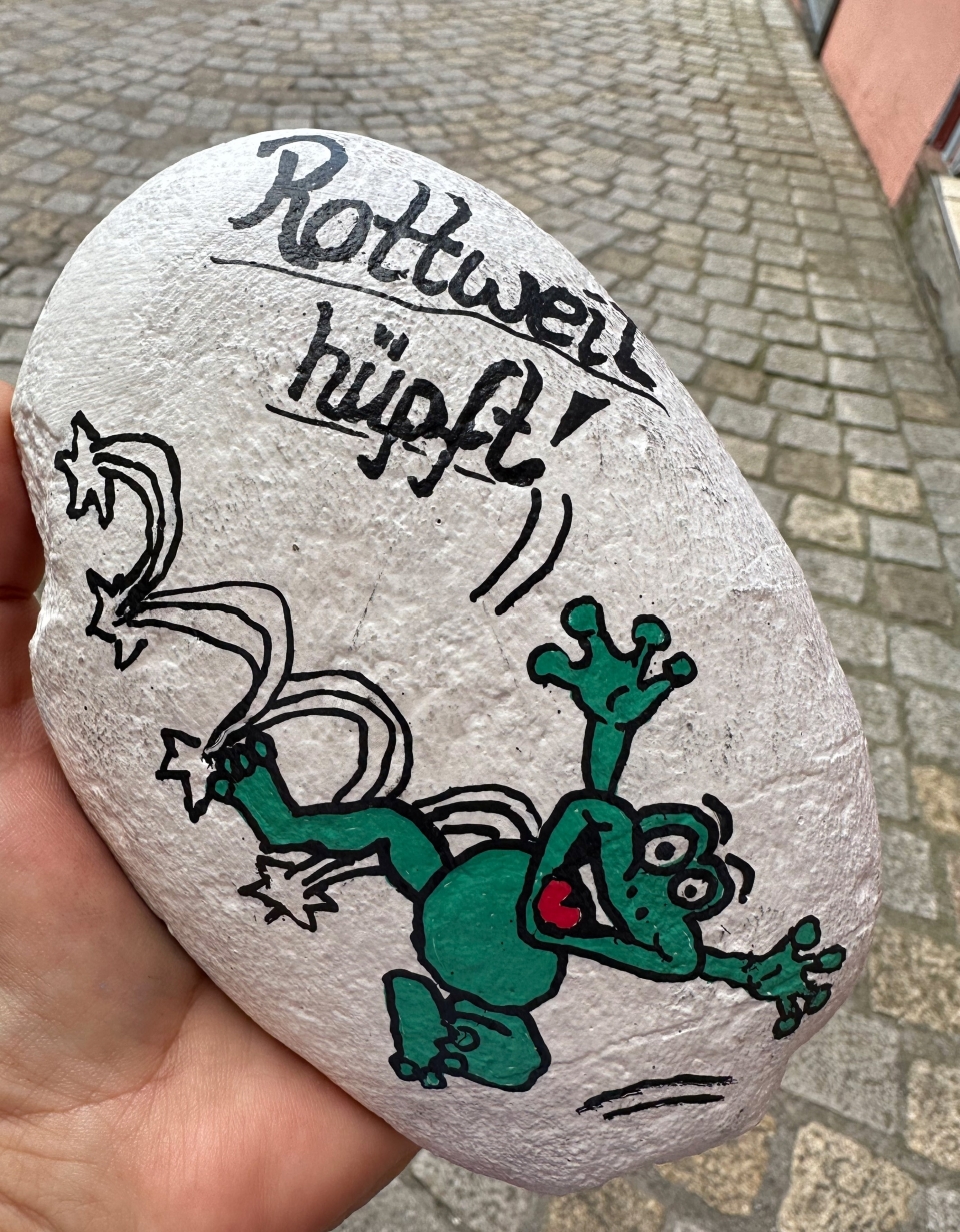 20 Kanister blaue Farbe für jede Menge Neckar, Enten und Co.