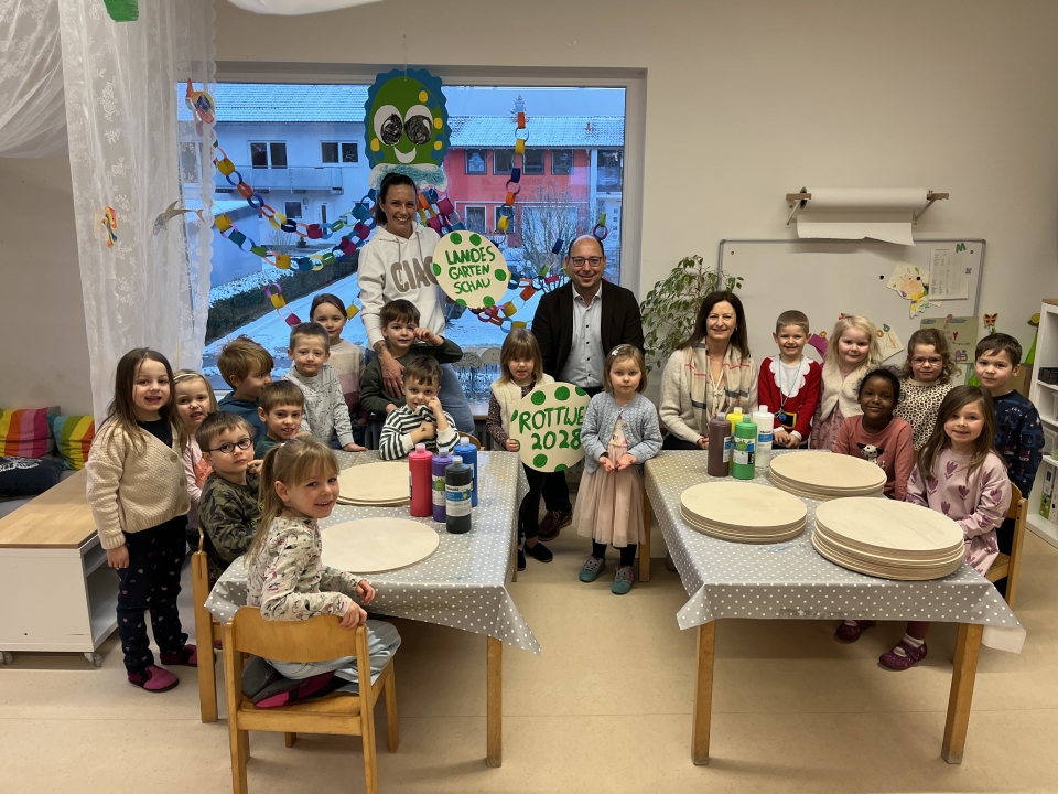 „Frühblüher“: Kinder malen für die Landesgartenschau