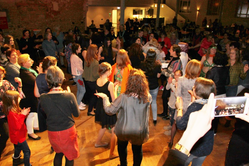 Internationales Frauenfest