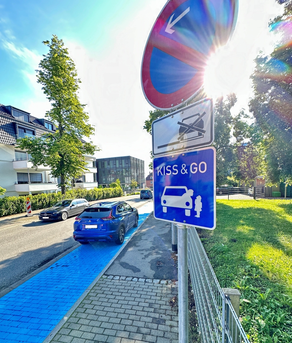 Neu: „Kiss and Go-Zone“ vor dem Kindergarten Himmelreich