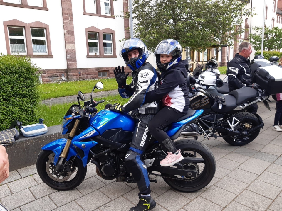 Unvergessliche Motorradausfahrt der Stiftung St. Franziskus: Ein Tag voller Freude und Dankbarkeit