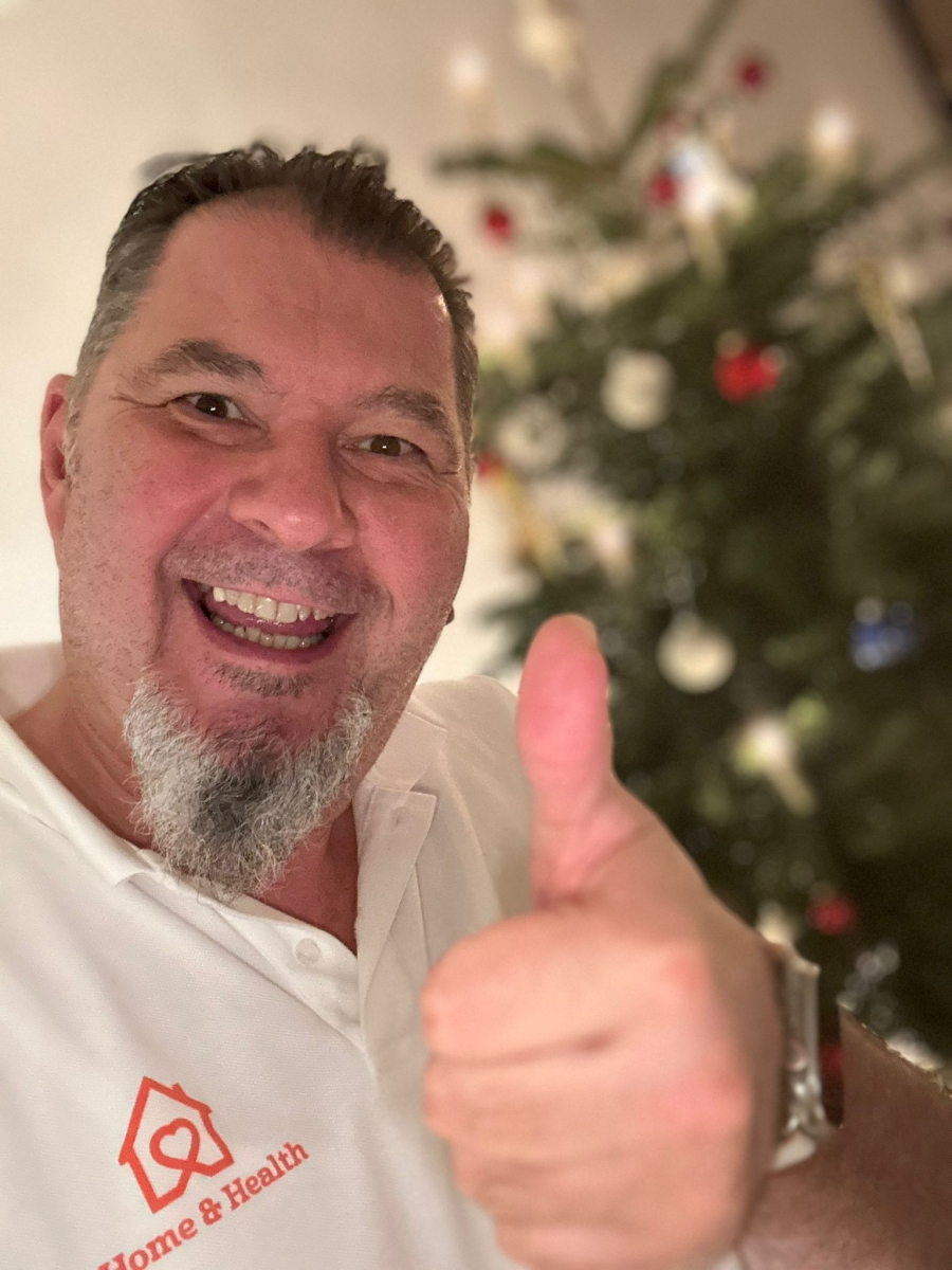 Soziales Engagement 〉 Rottweiler Künstler Achim Leed bringt ...